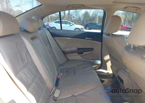 2011 Honda Accord 3.5 Ex-L z USA, uszkodzony, nr VIN 1HGCP3F80BA027530